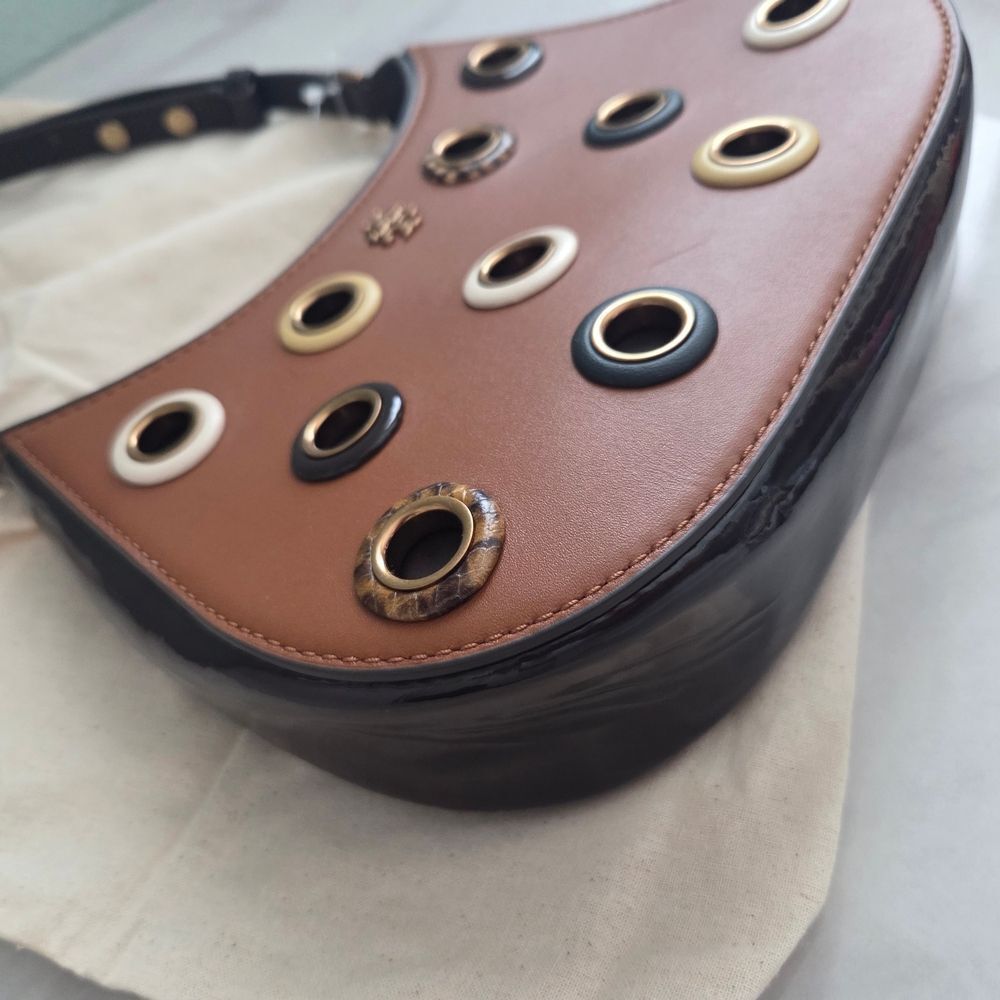 ✨️Rare* Tory Burch Emerson Crescent Grommet Leather Convertible Shoulder Bag - Picture 5 of 9